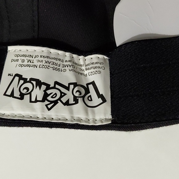 POKEMON Pikachu Black and Yellow Bioworld Series Elite Flex Cap - Picture 4 of 7